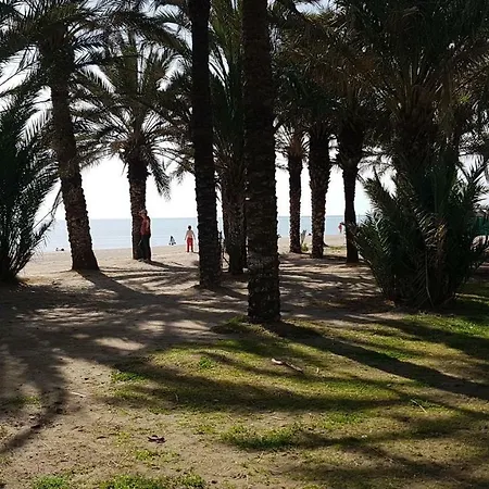 Resindencial Bajondillo Beach